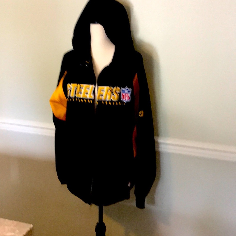 Go Steelers if your a football fan a must have !!!